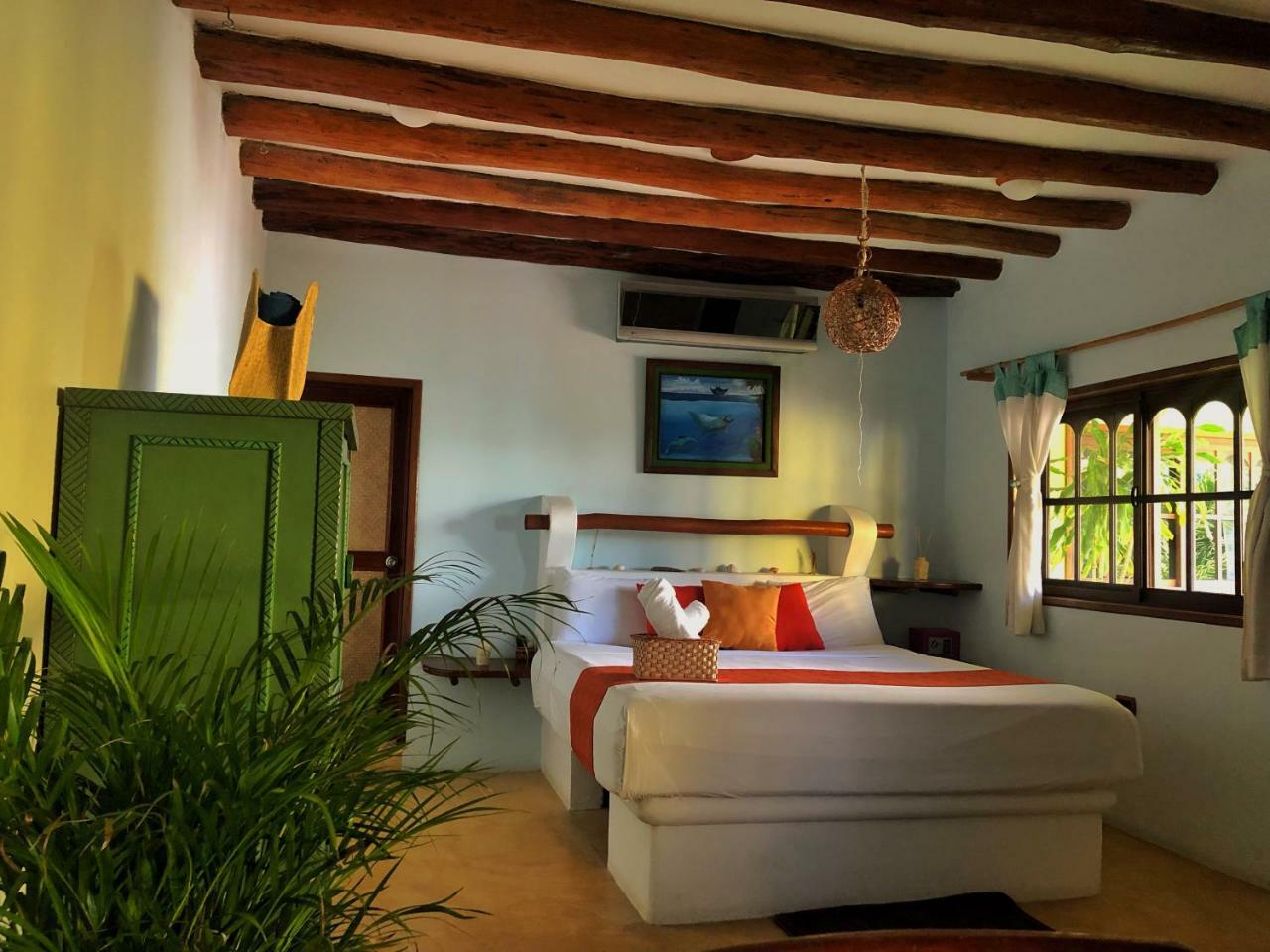 Marvin Suites Isla Holbox Exteriör bild